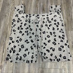 Tabitha Webb Sleepwear Gray Leopard Print Jogger Gray Black Size Small